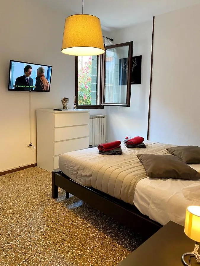 The Glamour Of San Marco Apartment Venice